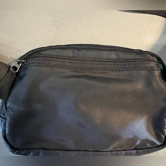 Lululemon everywhere belt bag 1L black - Picture 8 of 10